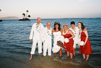 Happy Hawaiian Weddings 1093015 Image 0